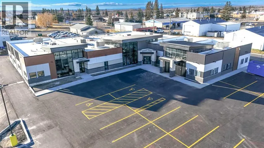Unit 4, 5020 44 Street, Rocky Mountain House, Alberta T4T1B9