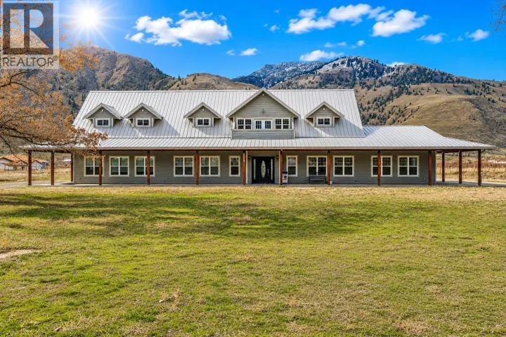 2338 HWY 3, Cawston, British Columbia V0X1C2