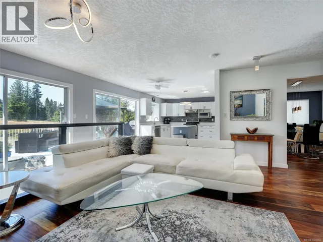 3718 Arbutus Dr N, Cobble Hill, British Columbia V8H0K8