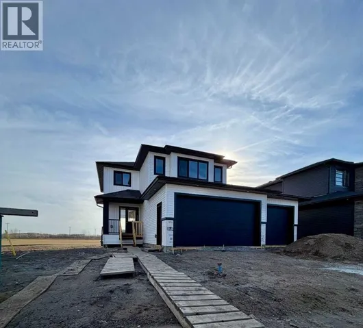 7121 85 Street, Grande Prairie, Alberta T8X0N8