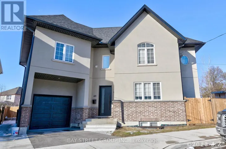 60 EMMETT AVENUE, Toronto (Mount Dennis), Ontario M6M2E6