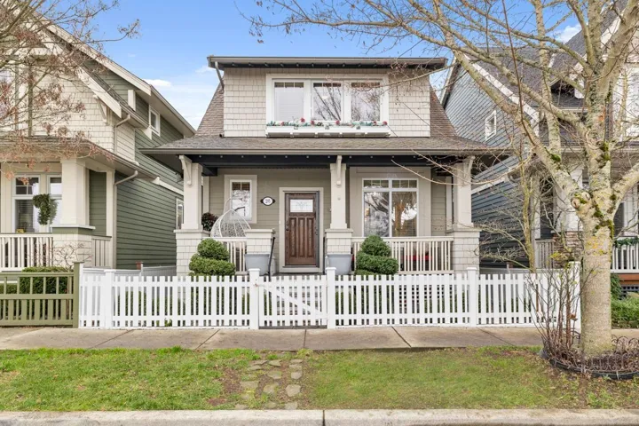 295 173 STREET, Surrey, British Columbia V3Z9R1