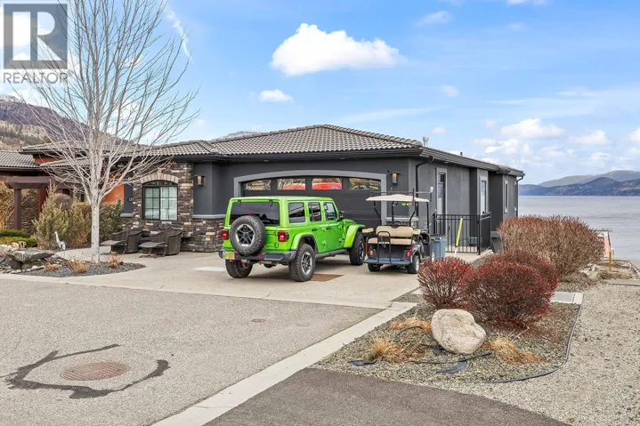 1554 Harbour Green Road, West Kelowna, British Columbia V1Z4E1