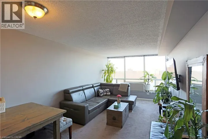 107 BAGOT Street Unit# 605, Guelph, Ontario N1H8H5