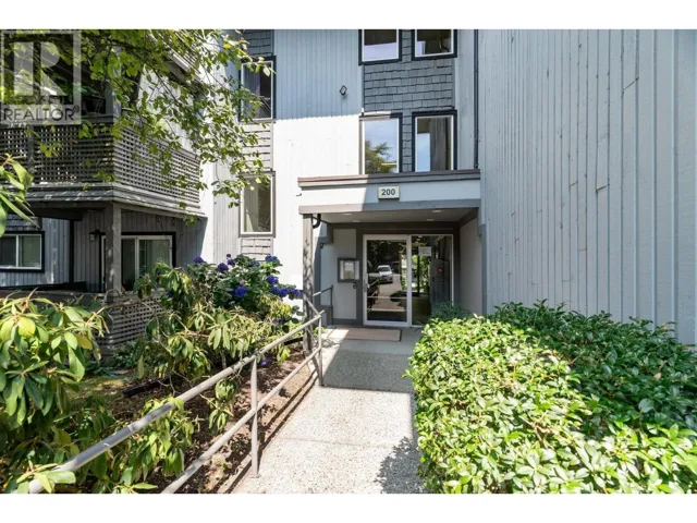 102 200 WESTHILL PLACE, Port Moody, British Columbia V3H1V2