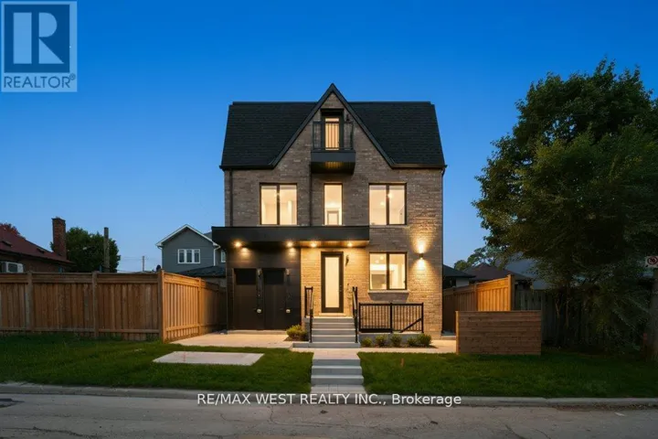 661 WINONA DRIVE, Toronto (Oakwood Village), Ontario M6C3V6