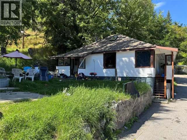 964 MOUNTAIN Street, Trail, British Columbia V1R3G5