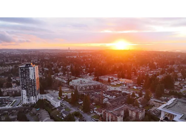 4107 13350 CENTRAL AVENUE, Surrey, British Columbia V3T0S1