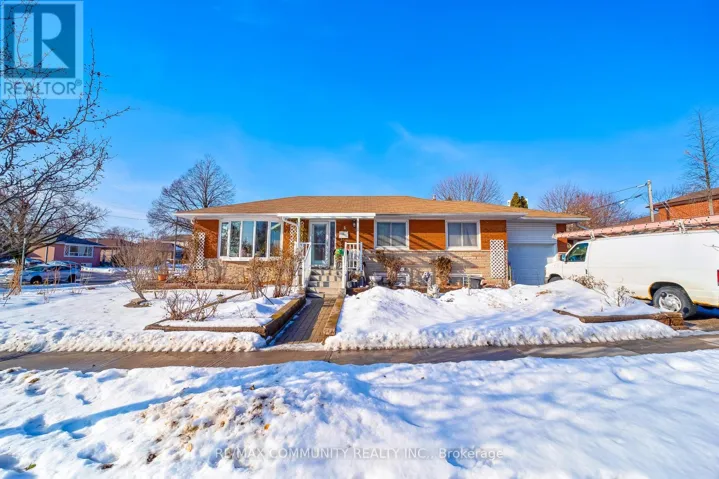 2 STANWELL DRIVE, Toronto (Bendale), Ontario M1P4H5