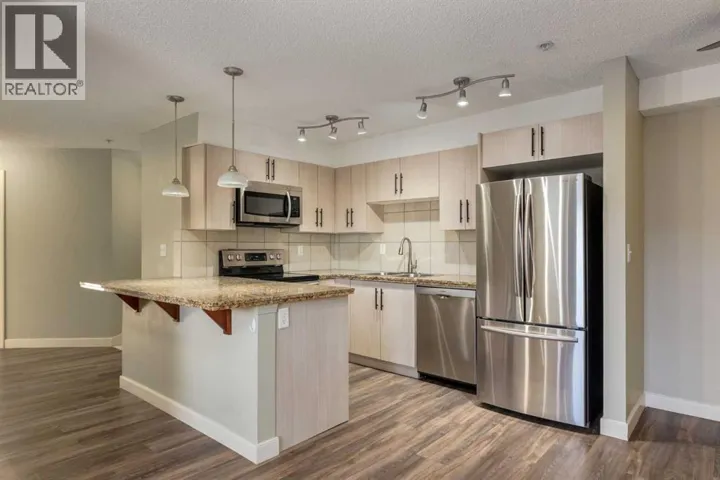 301, 108 Country Village Circle NE, Calgary, Alberta T3K0E3