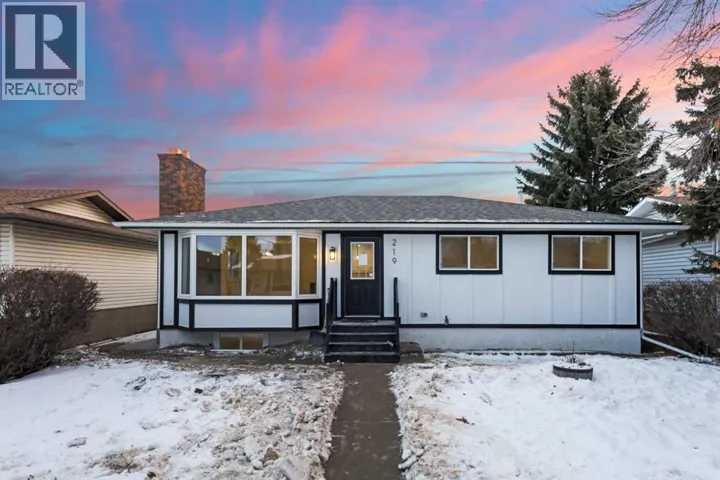 219 Pinemill Road NE, Calgary, Alberta T1Y2E1