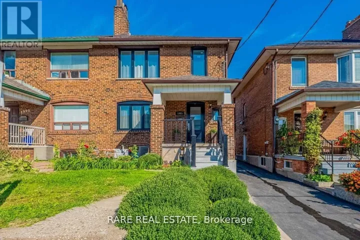 1993 DUFFERIN STREET, Toronto (Oakwood Village), Ontario M6E3P9