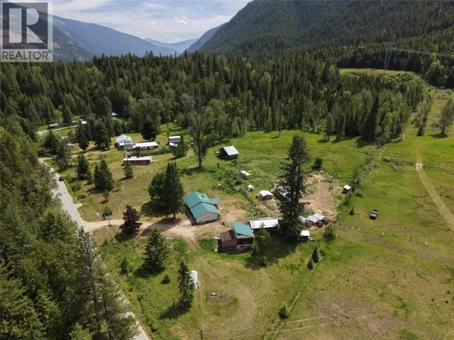 4085 Passmore Upper Road, Winlaw, British Columbia V0G2J0
