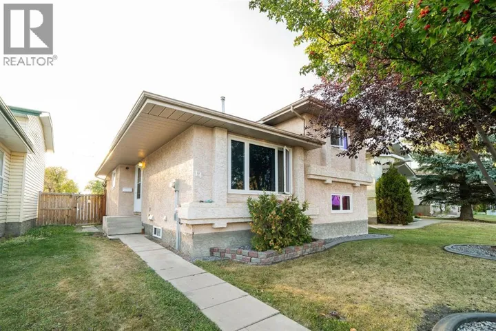 14 Edgington Avenue, Red Deer, Alberta T4R2K9
