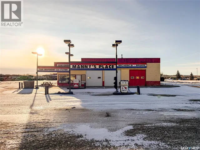 870 3rd AVENUE W, Shaunavon, Saskatchewan S0N2M0