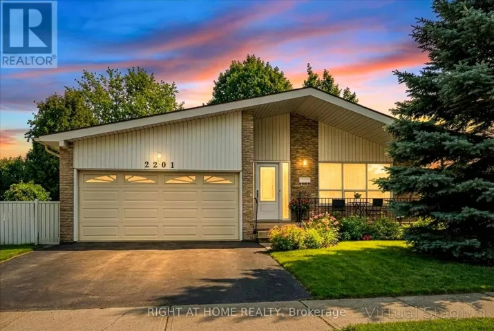 2201 CARTIER CRESCENT, Burlington (Brant Hills), Ontario L7P2Z6