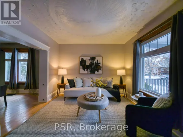 58 PANDORA AVENUE N, Kitchener, Ontario N2H3C3