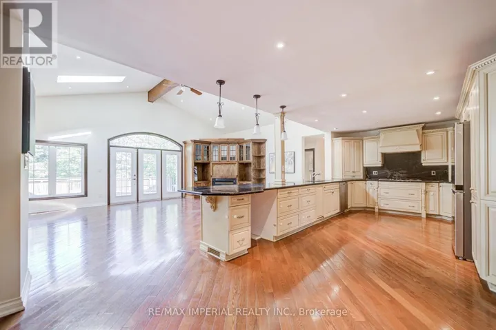 20 BLACKFOREST DRIVE, Richmond Hill (Oak Ridges), Ontario L4E2P5