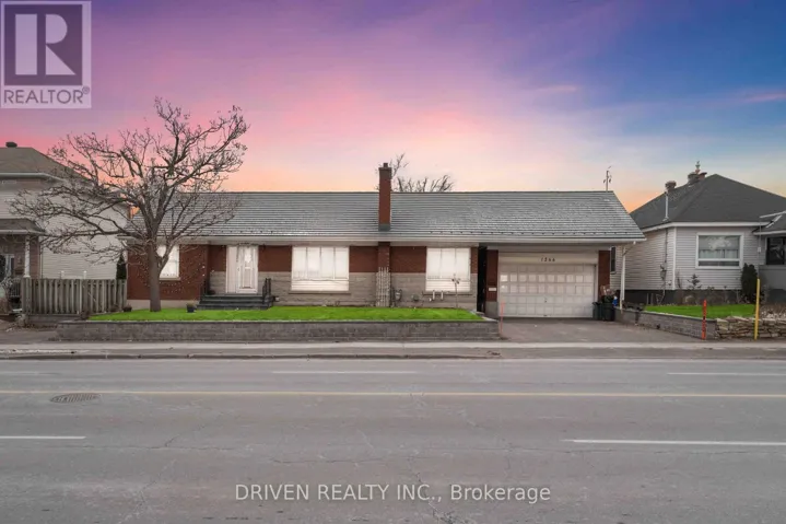 1266 WALKLEY ROAD, Ottawa, Ontario K1V6P7