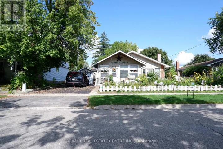 61 COOK STREET, Halton Hills (AC Acton), Ontario L7J1Z5