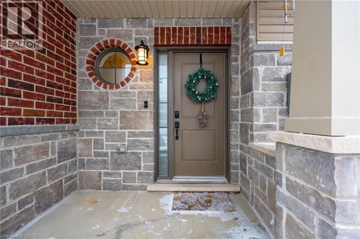 77 DENNIS Drive, Smithville, Ontario L0R2A0