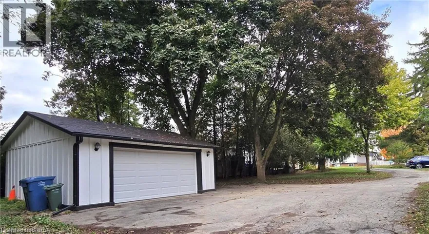 33 ISLINGTON Avenue, Guelph, Ontario N1E1B2