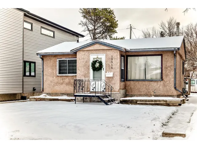 15515 92A AV NW, Edmonton, Alberta T5R5E8