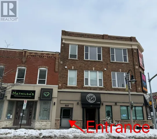 1A - 29 1/2 SIMCOE STREET S, Oshawa (Central), Ontario L1H4G2