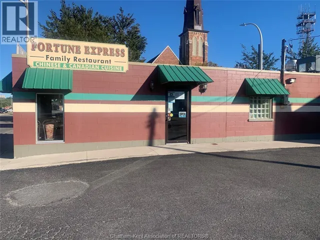 104 WELLINGTON STREET, Chatham, Ontario N7M1J1