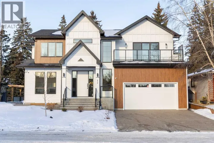 12 Vardana Place NW, Calgary, Alberta T3A0C5