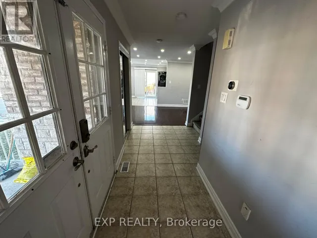 25 PRINCE CRESCENT, Brampton (Northwest Sandalwood Parkway), Ontario L7A2C9