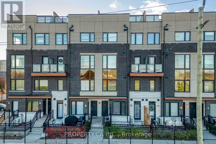 404 - 1555 KINGSTON ROAD, Pickering (Town Centre), Ontario L1V0E9