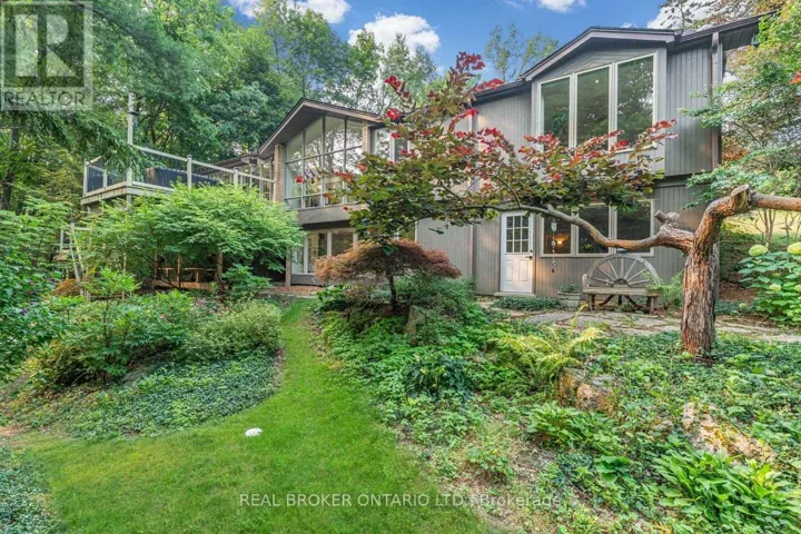 937 MONTGOMERY DRIVE, Hamilton (Ancaster), Ontario L9G3H6