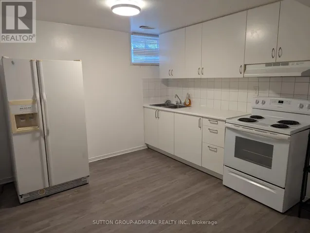 BSMT - 41 RUSSFAX DRIVE, Toronto (Westminster-Branson), Ontario M2R3K9