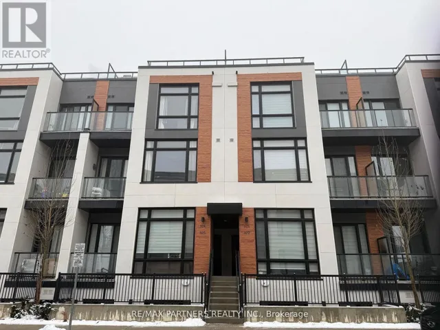 924 - 2 STECKLEY HOUSE LANE, Richmond Hill, Ontario L4S0N4