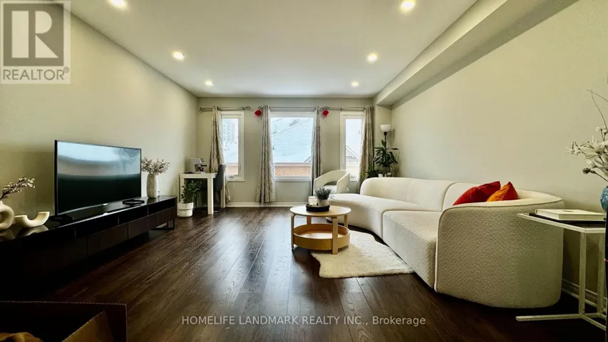 62 BERESFORD DRIVE, Richmond Hill (Langstaff), Ontario L4B4J5