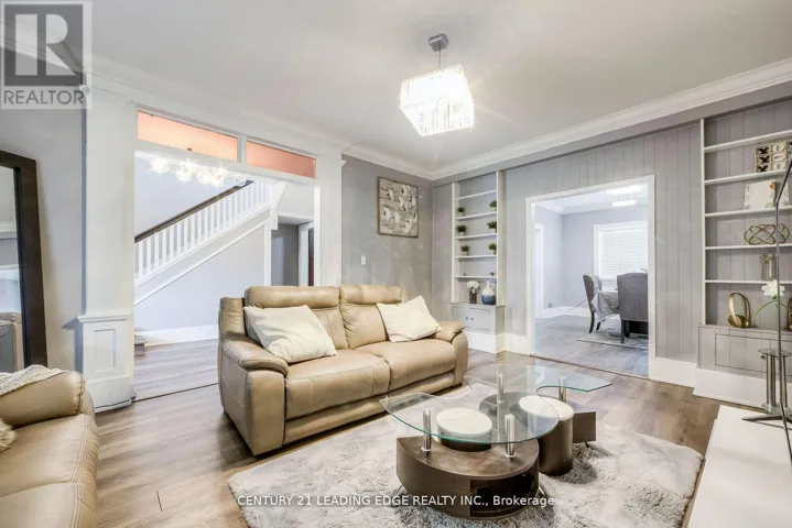 214 AYLMER STREET, Peterborough (Town Ward 3), Ontario K9J3K4