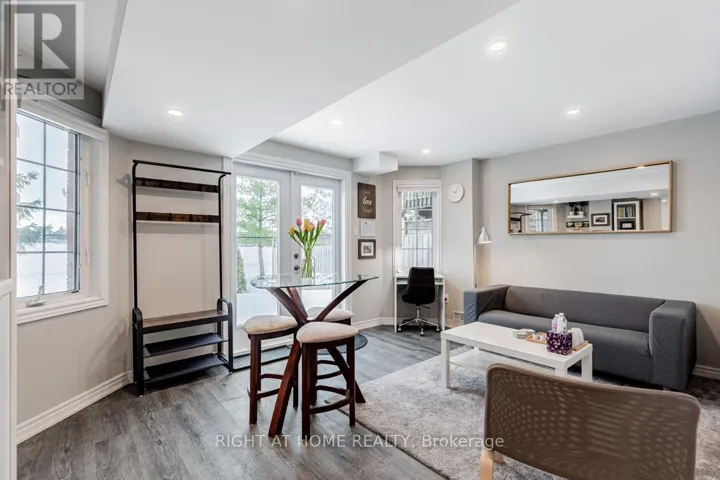 213 KAYLA CRESCENT, Vaughan (Maple), Ontario L6A3P3