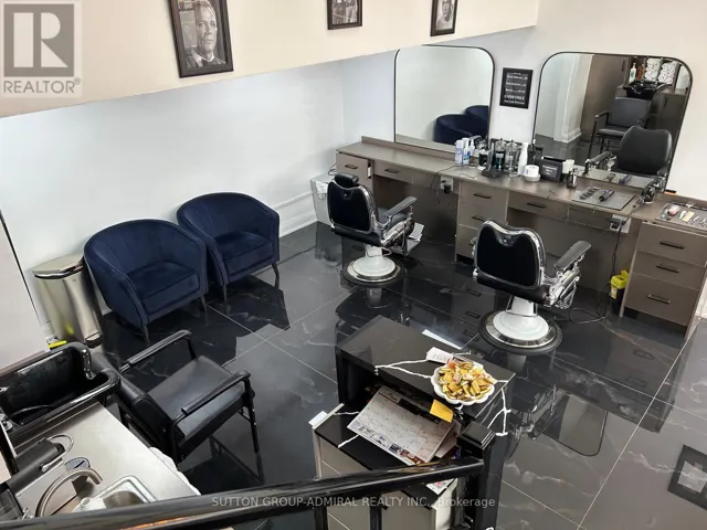 558 EGLINTON AVENUE W, Toronto (Forest Hill North), Ontario M5N1B7