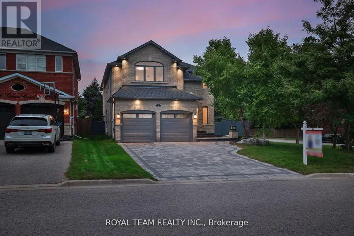 2 GLEAVE COURT, Aurora (Aurora Highlands), Ontario L4G7L9