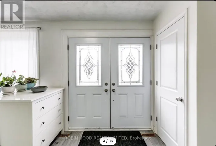 5290 LAWRENCE AVENUE E, Toronto (Centennial Scarborough), Ontario M1C1R4