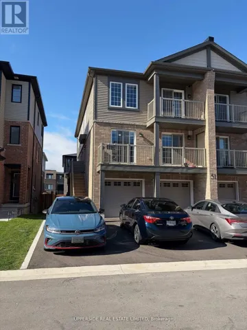 3 - 51 HAY LANE N, Barrie, Ontario L9J0C2