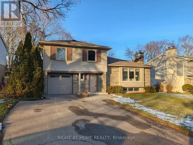 12 COURTHAM AVENUE, Markham (Grandview), Ontario L3T1G3