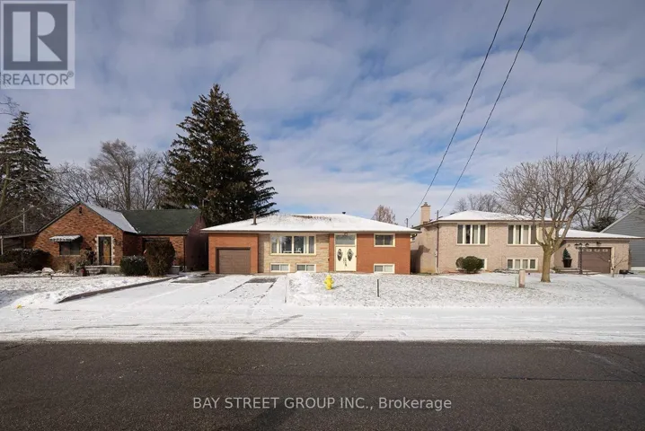 31 TRANQUILITY STREET, Brantford, Ontario N3R3H6