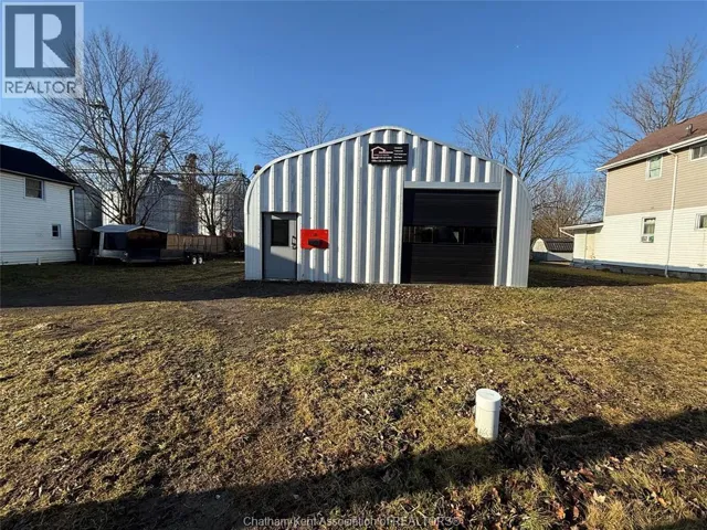 18-22 DEGGE STREET, Chatham, Ontario N7M4X2