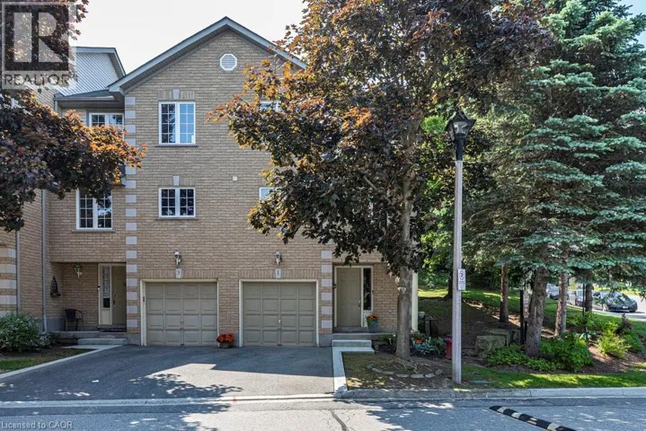 31 MOSS Boulevard Unit# 1, Dundas, Ontario L9H7A6