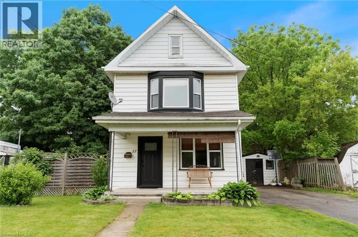 17 BERTHA Street, Simcoe, Ontario N3Y3M6