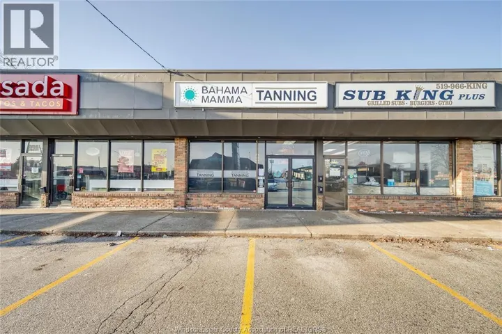 3041 DOUGALL AVENUE, Windsor, Ontario N9E1S3