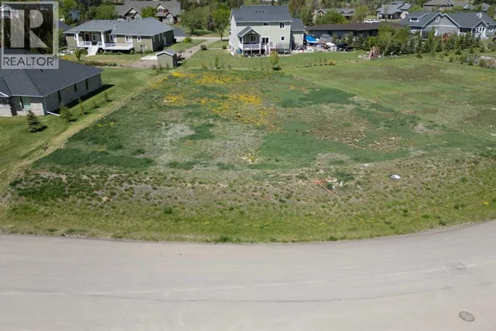 46 Pebblecreek Cove, Raymond, Alberta T0K2S0