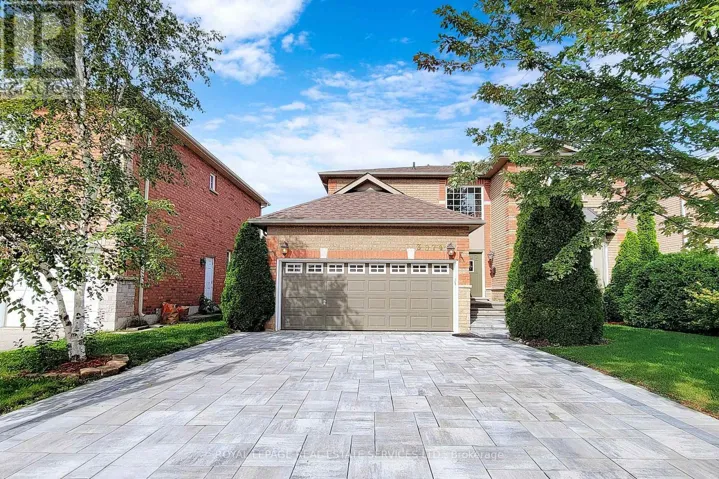 3074 SHANNON CRESCENT, Oakville (BR Bronte), Ontario L6L6B4